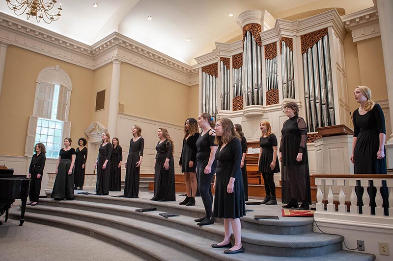 Student Choir singing in Jones Chapel.