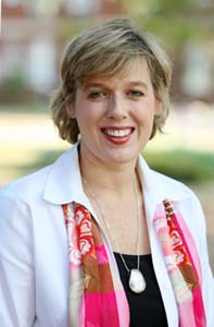  Kelly Roberts in white suite and pink scarf