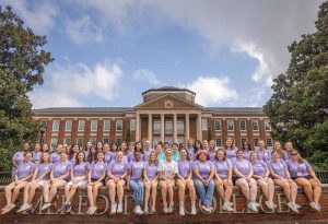 2025 Student Advisors with President Sapp